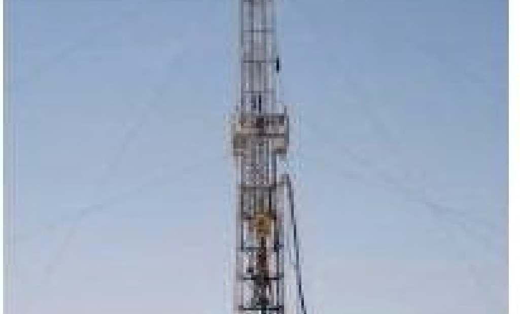 Cooper 750 drilling rig, 750 HP, trailer-mounted, for sale or lease